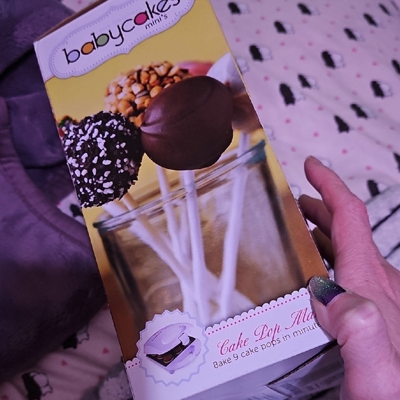 Babycakes Mini Cake Pop Maker in Purple - Picture 3 of 3